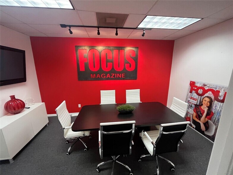 More Photos Of 702 W Martin Luther King Blvd, Plant City Office For Sale