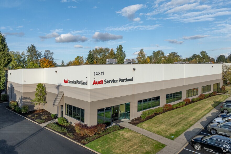 Primary Photo Of 14811 NE Airport Way, Portland Unknown For Lease