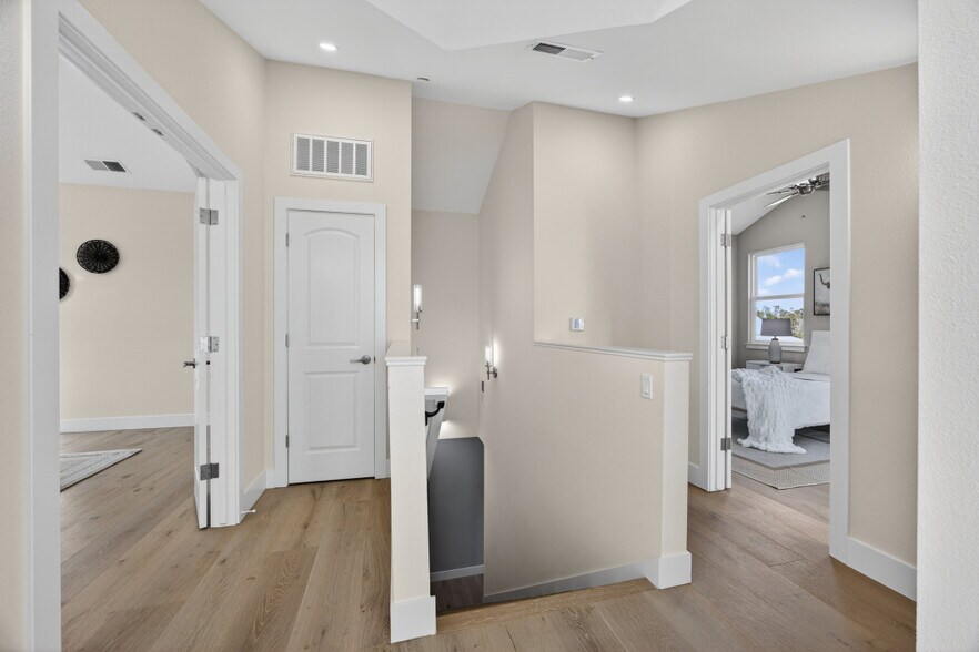 More Photos Of 25265 Carlsbad Ave, Davis Apartments For Sale