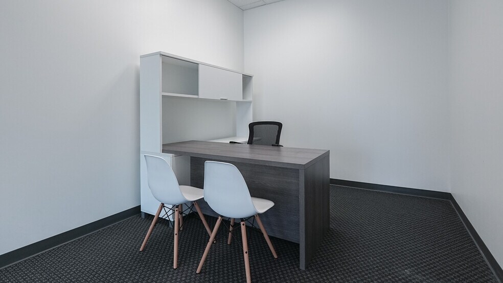 More Photos Of 4228 Clay Business Dr, Katy Service For Lease