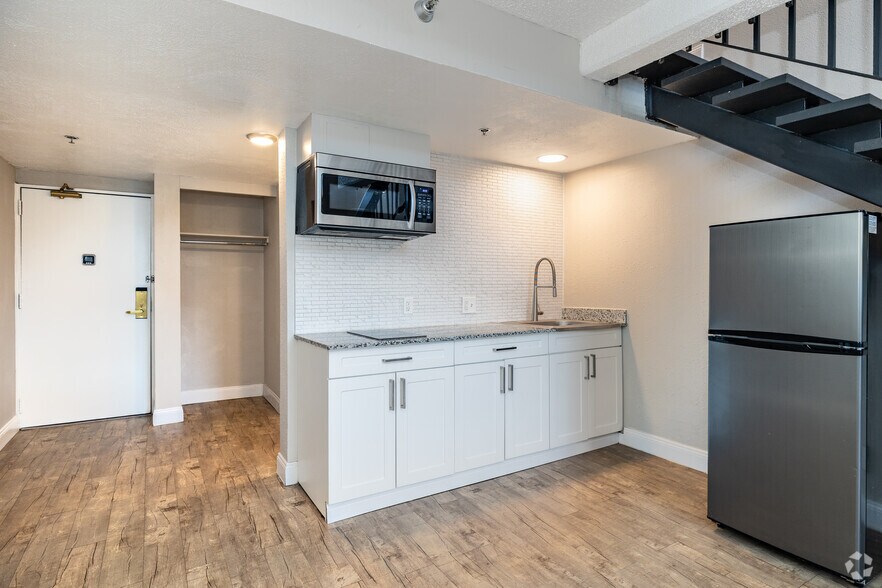 More Photos Of 2886 S Circle Dr, Colorado Springs Apartments For Lease