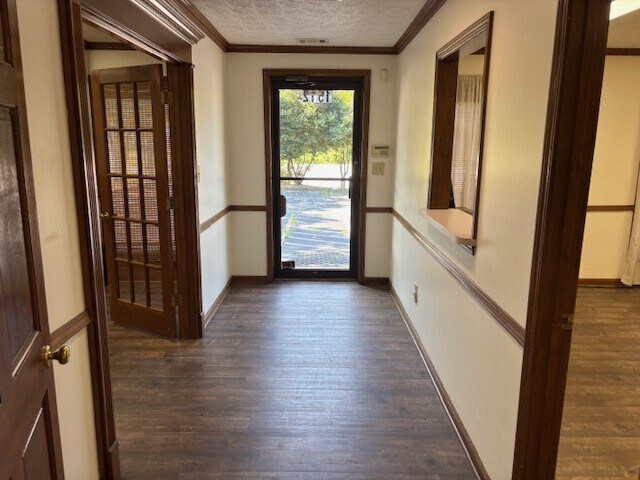 More Photos Of 1512 Commercial Ct, Jonesboro Warehouse For Sale