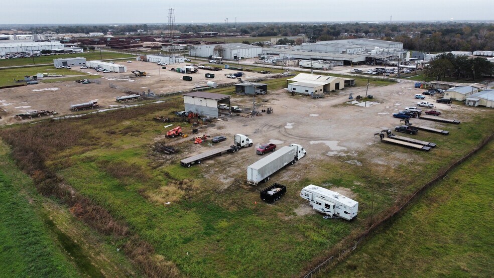 More Photos Of 4901 Shank Rd, Pearland Warehouse For Sale
