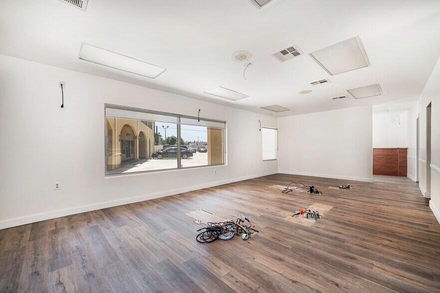 More Photos Of 23601 Avalon Blvd, Carson General Retail For Sale