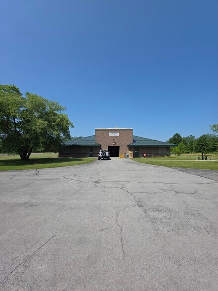 More Photos Of 4493 Walden Ave, Lancaster Office For Sale