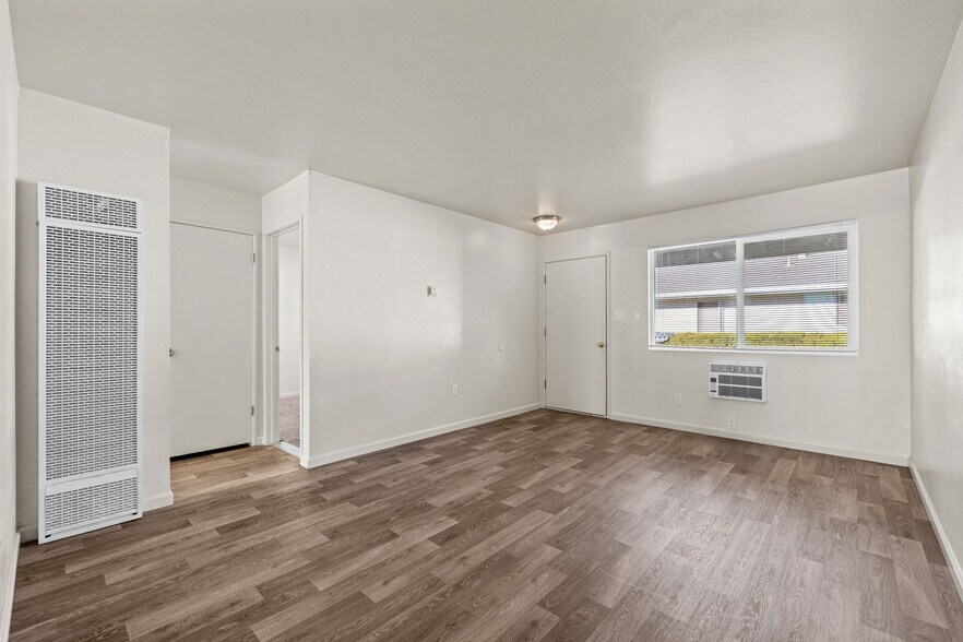More Photos Of 429-443 Robinson Avenue, Yuba City Apartments For Sale