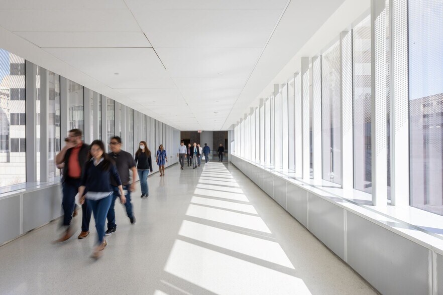 More Photos Of 1301 McKinney St, Houston Office For Lease