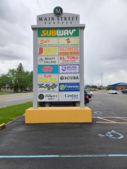 More Photos Of , Brownsburg General Retail For Sale