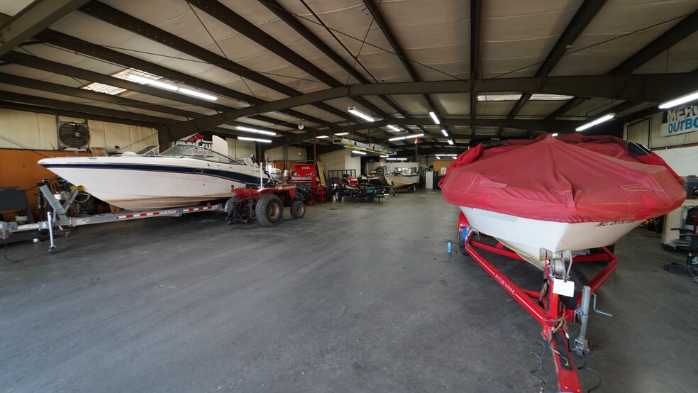 More Photos Of 477 Lytton St, Troutman Manufacturing For Sale