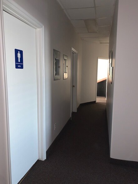 More Photos Of 480 Century Dr, Salt Lake City Showroom For Sale