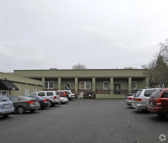 More Photos Of 1631 SW Columbia St, Portland Office For Lease