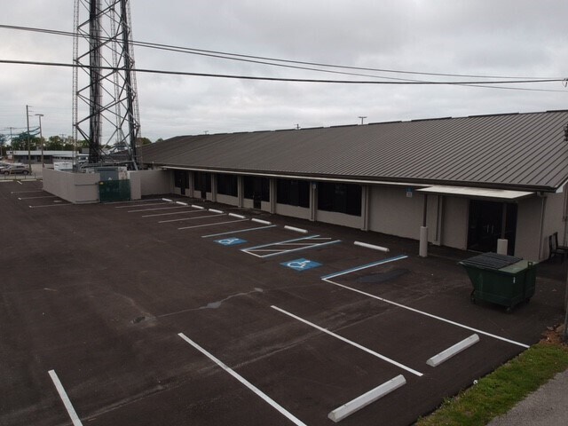 More Photos Of 709 N Park Rd, Plant City Office For Lease