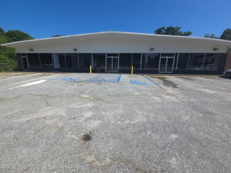 Primary Photo Of 602 Anderson St, Piedmont General Retail For Lease