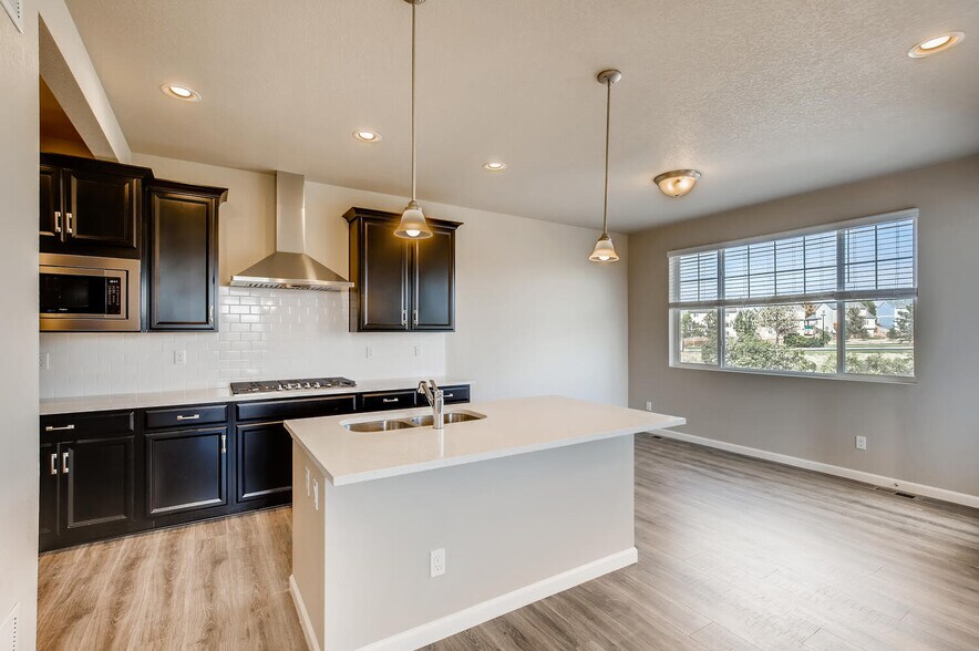 More Photos Of 5315-5329 Canyon View Dr, Castle Rock Apartments For Sale