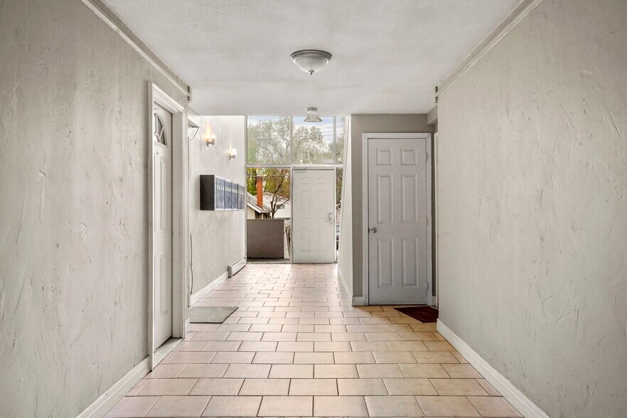 More Photos Of 316 E Brookside, Colorado Springs Apartments For Sale