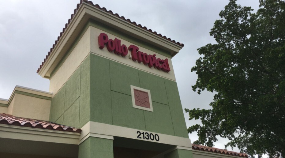 Primary Photo Of 21300 St Andrews Blvd, Boca Raton Fast Food For Lease