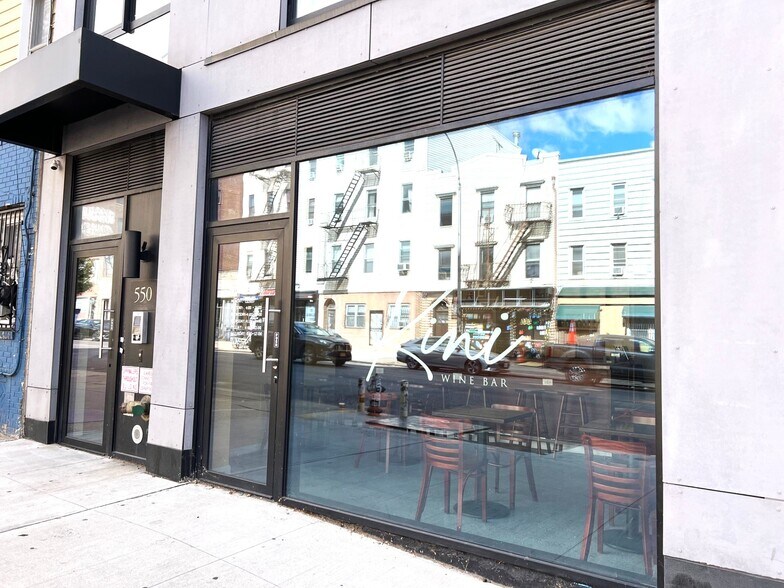 More Photos Of 550 Metropolitan Ave, Brooklyn Apartments For Lease
