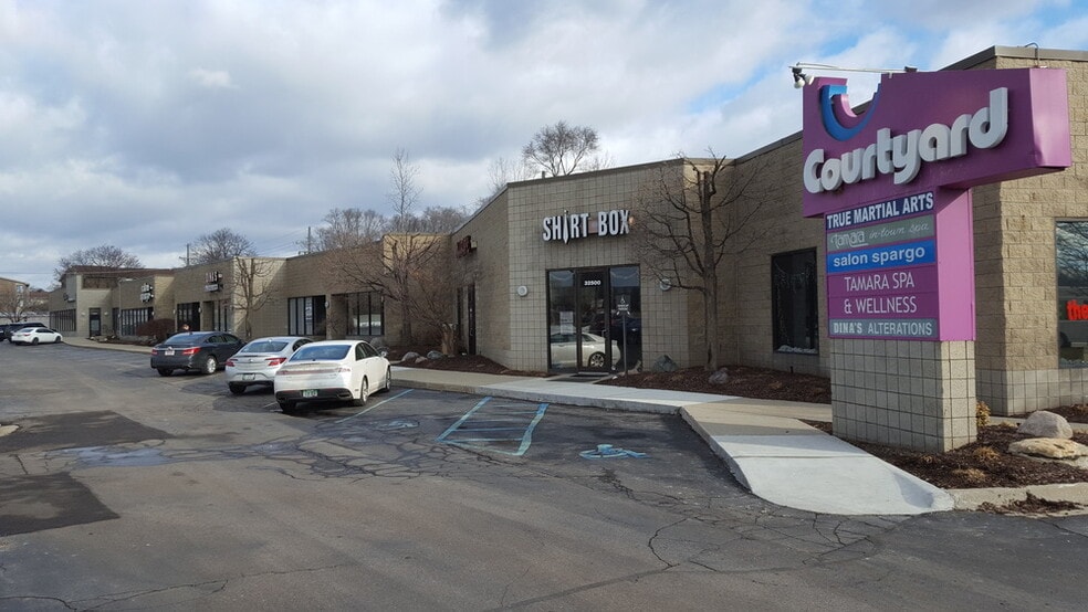 More Photos Of 32500-32522 Northwestern Hwy, Farmington Hills Unknown For Lease