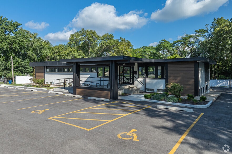 More Photos Of 3820 Central Ave, Lake Station Medical For Lease