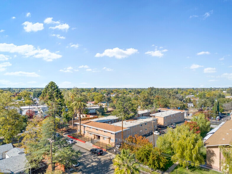 More Photos Of 618-631 Plaza Ave, Sacramento Apartments For Sale