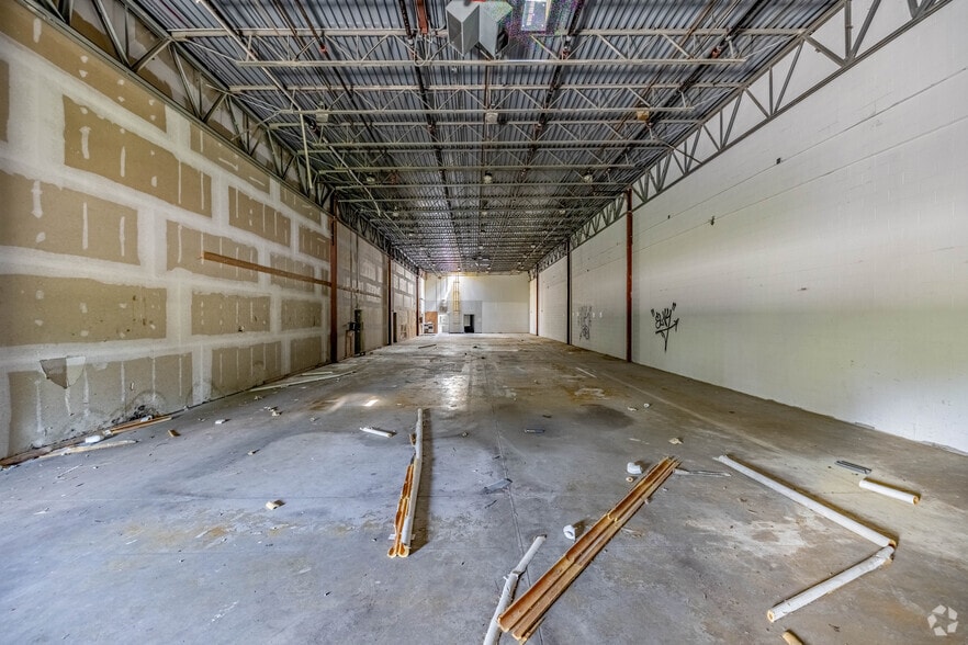 More Photos Of 5116-5120 Salem Ave, Trotwood General Retail For Sale