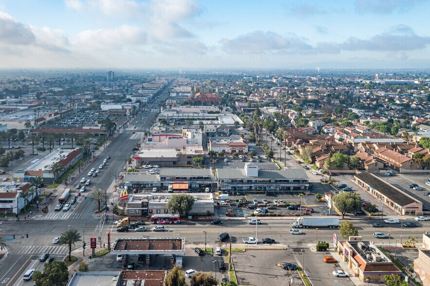 More Photos Of 2528-2570 E Slauson Ave, Huntington Park Unknown For Lease