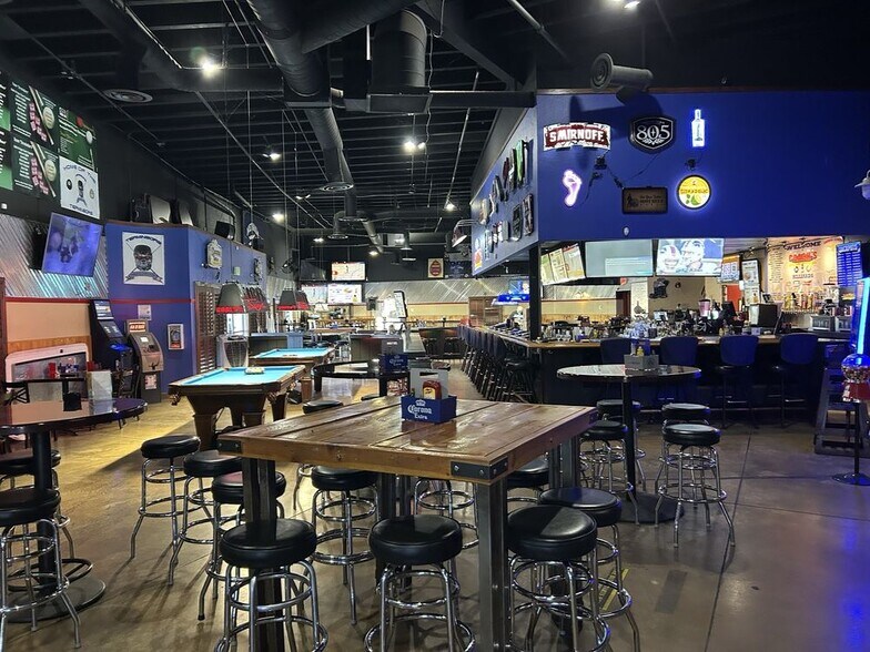 More Photos Of 4050 S McCarran Blvd, Reno Warehouse For Lease