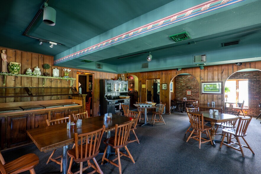 More Photos Of 333 Kent Rd, Kent Restaurant For Sale