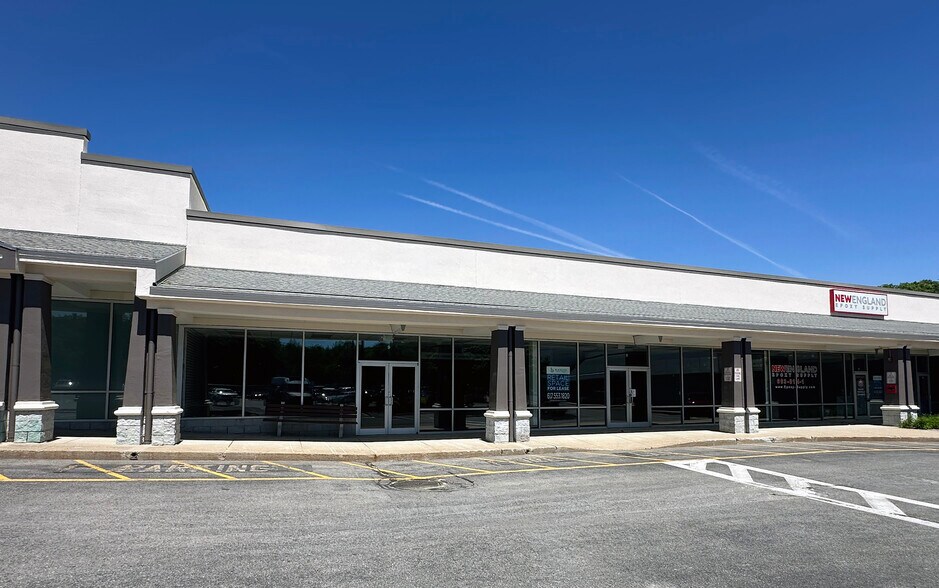 More Photos Of 270 Lafayette Rd, Seabrook Unknown For Lease