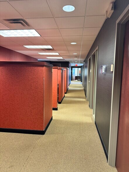 More Photos Of 650 Dodge Ave NW, Elk River Office For Lease