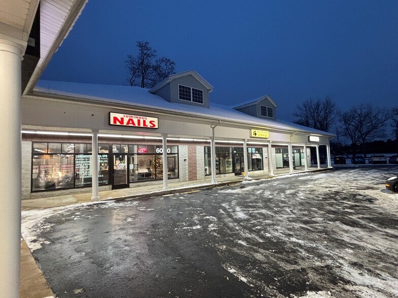 More Photos Of 6066-6084 S 12th St, Kalamazoo Storefront Retail Office For Lease