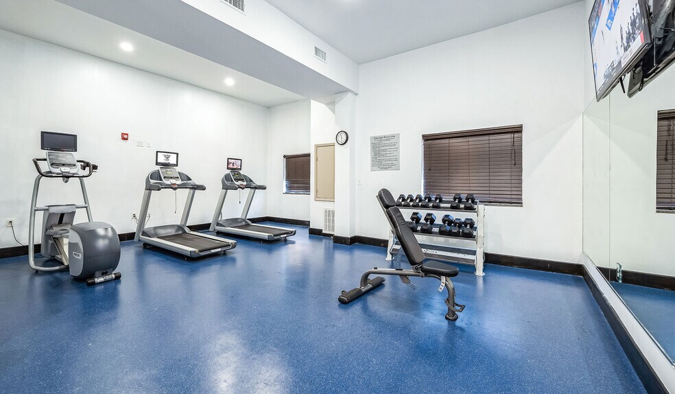 More Photos Of 24519 Interstate 45 Fwy, Spring Hotel For Sale