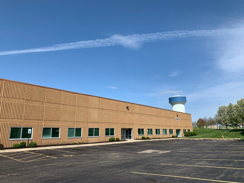 More Photos Of 2473-2485 Belvo Rd, Miamisburg Warehouse For Lease