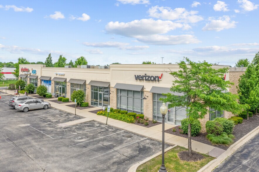 More Photos Of 1672-1684 S Galena Ave, Dixon Unknown For Lease