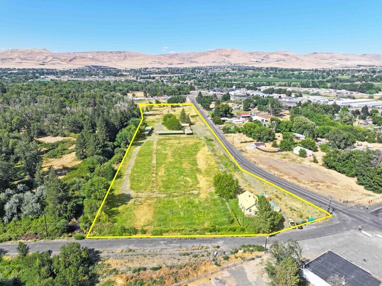 Primary Photo Of 1212 S Keys Rd, Yakima Land For Sale