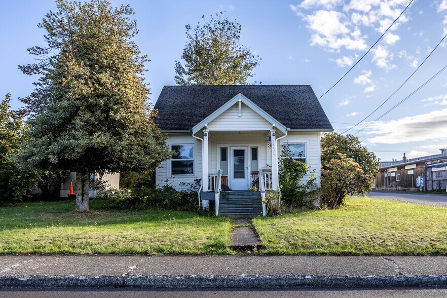 More Photos Of , Sandy Unknown For Sale