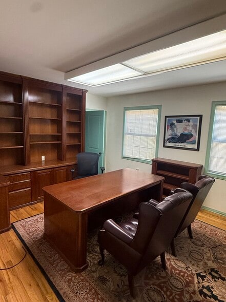 More Photos Of 140 Central Ave, Salinas Office For Sale