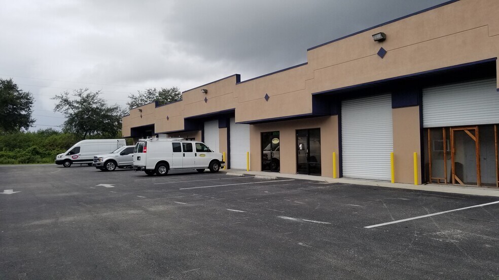 More Photos Of 1424 Hamlin Ave, Saint Cloud Unknown For Lease