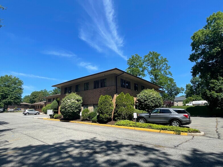 More Photos Of 1150 Portion Rd, Holtsville Medical For Lease