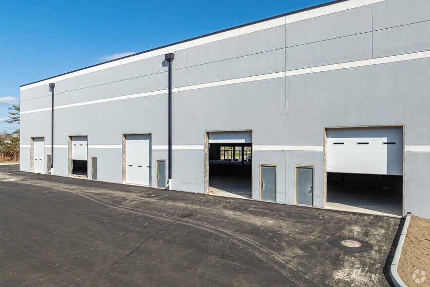 More Photos Of 1700 Lakewood Rd, Toms River Industrial For Sale