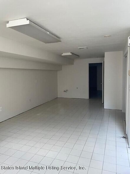 More Photos Of 2110 Clove Rd, Staten Island Storefront Retail Office For Sale