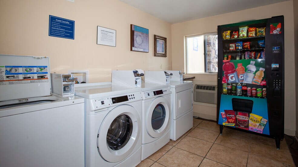 More Photos Of 701 W US Highway 50, Gunnison Hotel For Sale