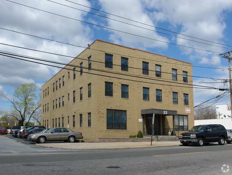 More Photos Of 22 Lawrence Ave, Smithtown Office For Lease