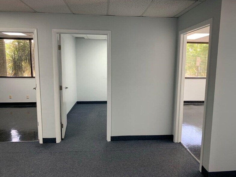 More Photos Of 3115 NW 10th Ter, Oakland Park Unknown For Lease