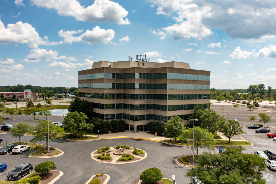 Primary Photo Of 4801 Southwick Dr, Matteson Medical For Lease