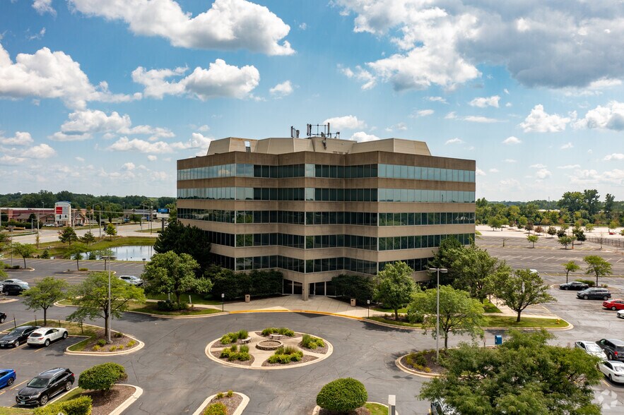 More Photos Of 4801 Southwick Dr, Matteson Medical For Lease