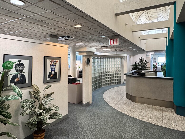 More Photos Of 2048 119th St, College Point Warehouse For Lease