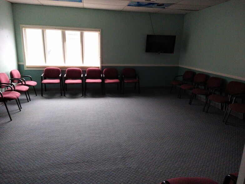 More Photos Of 140 Point Judith Rd, Narragansett Storefront Retail Office For Sale