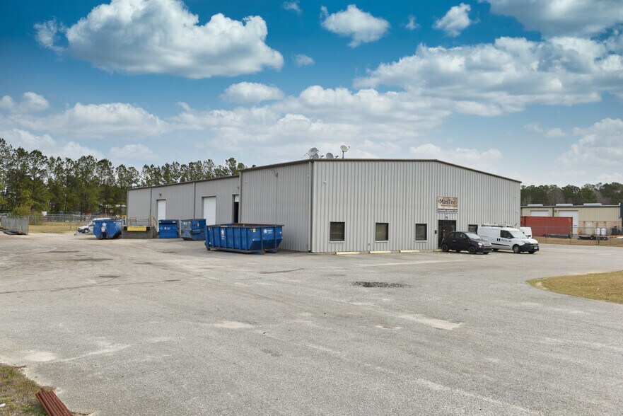Primary Photo Of 1060 Drop Off Dr, Summerville Warehouse For Lease