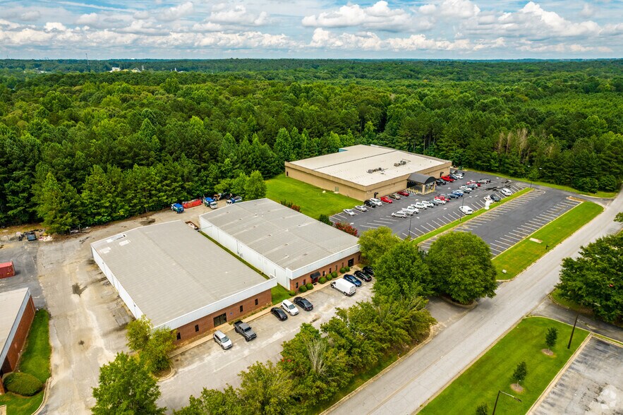 More Photos Of 116 N 85 Pky, Fayetteville Light Manufacturing For Sale